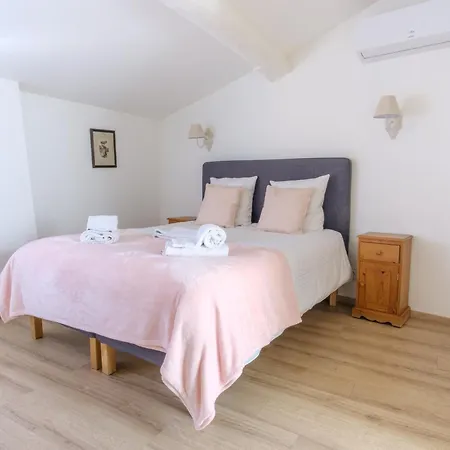 Ferienhaus Maison Charmante Au Coeur De La Circulade-patio-ab