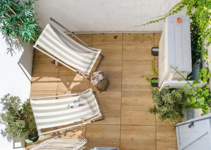 Maison Charmante Au Coeur De La Circulade-patio-ab Σπίτι διακοπών