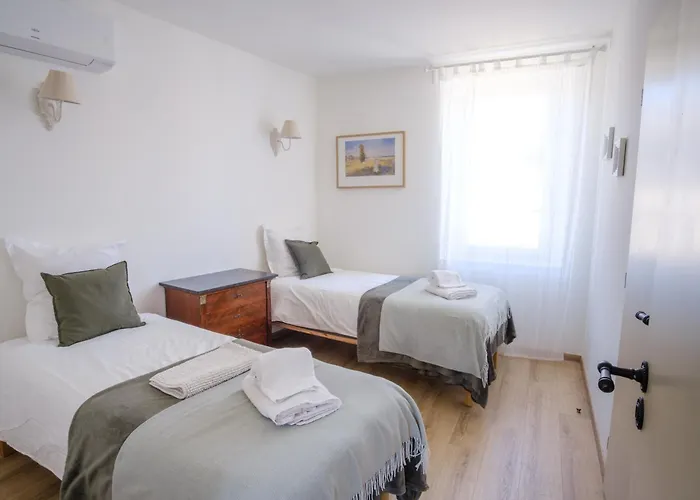 度假居 Maison Charmante Au Coeur De La Circulade-patio-ab *